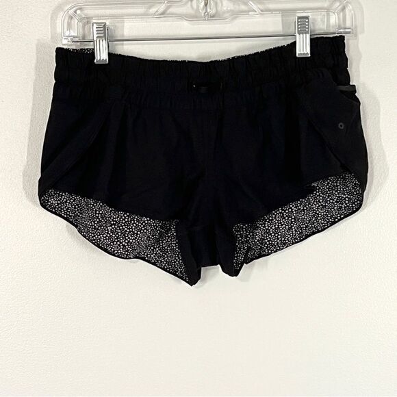 Lululemon Reversible Surf Short II 6 Freckle Flower Black White & Black - Picture 12 of 16